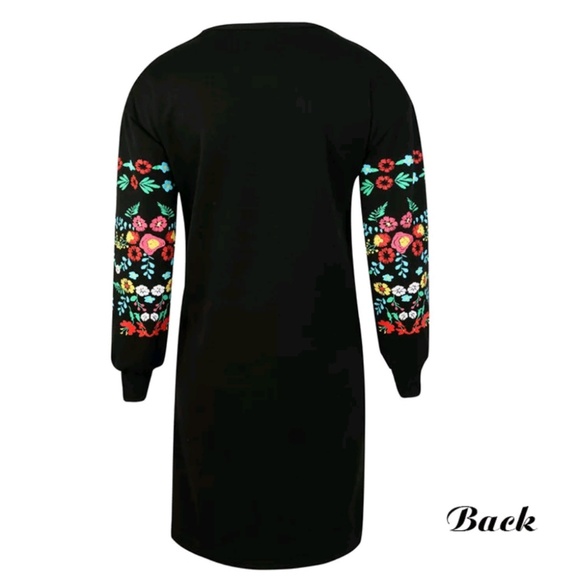New with tags chic floral print sweatshirt dress - Picture 3 of 8